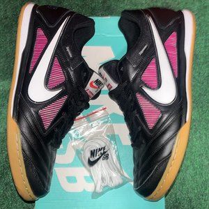 Nike Sb X Supreme Gato size 11.5